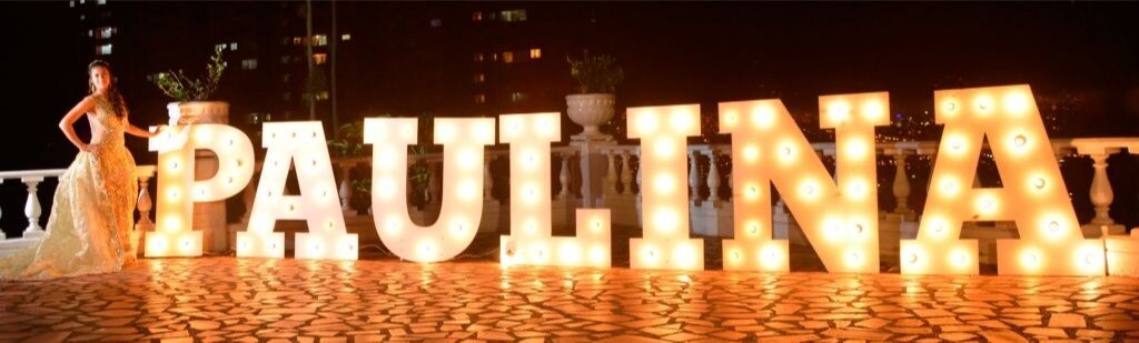 DECORACIÓN DE LETRAS GIGANTES MEDELLÍN